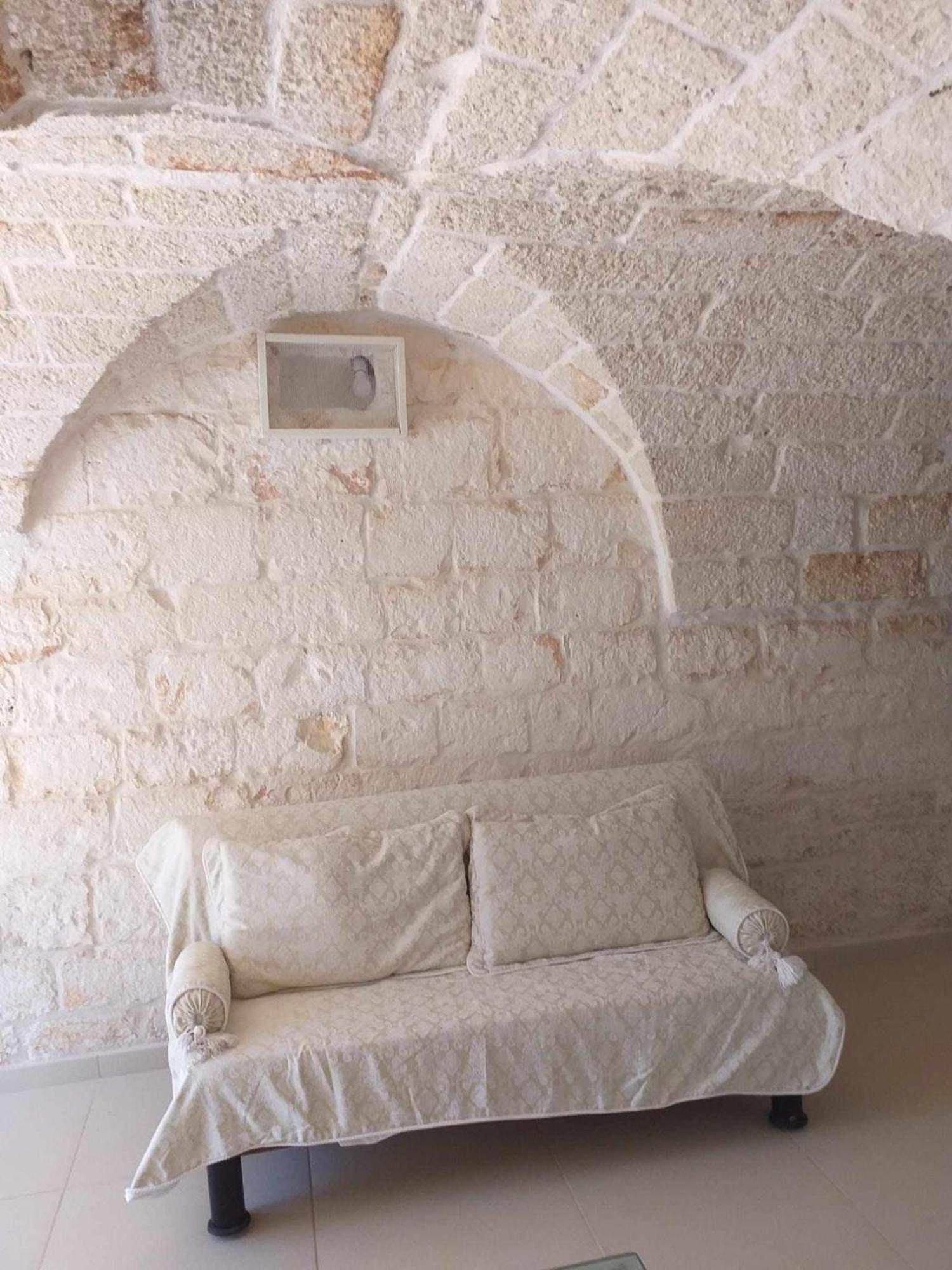 Lamia Tolla Trullo By Tripostuni Villa Eksteriør billede