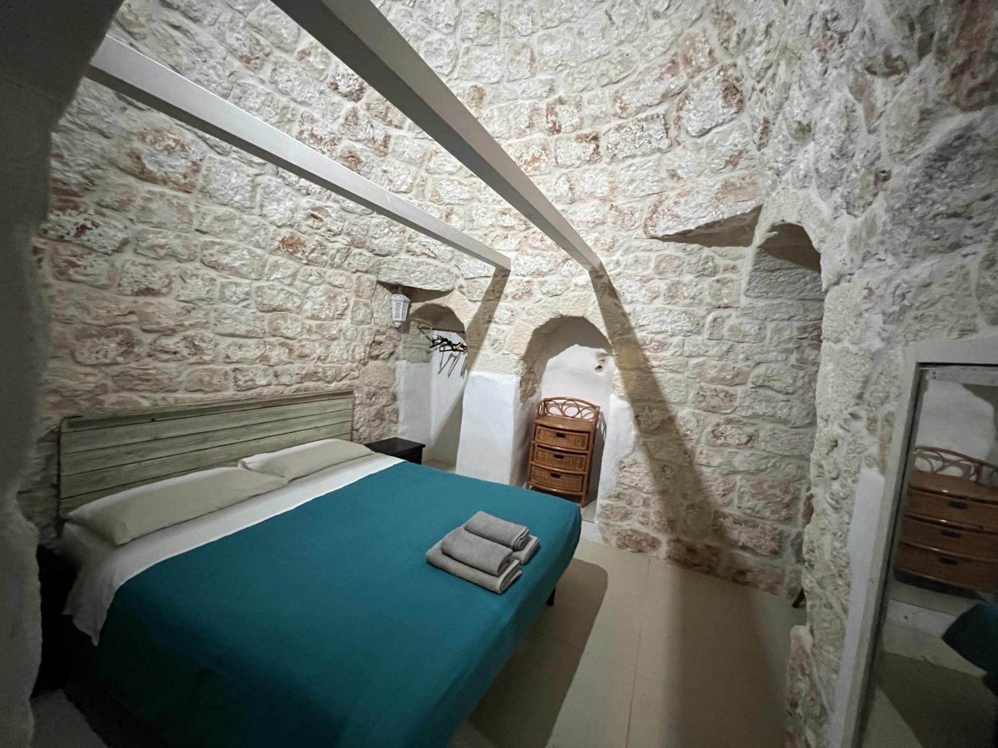 Lamia Tolla Trullo By Tripostuni Villa Eksteriør billede
