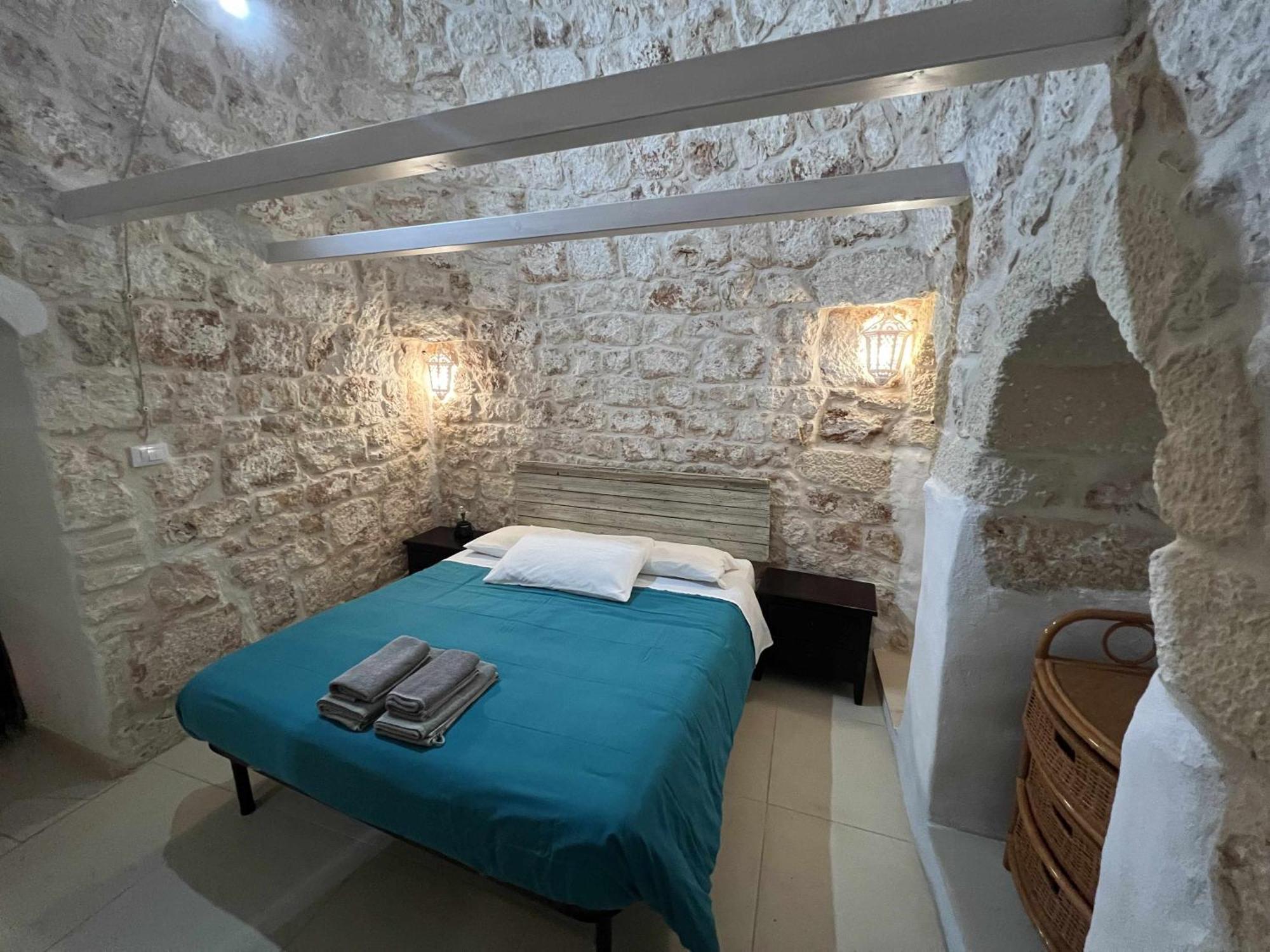 Lamia Tolla Trullo By Tripostuni Villa Eksteriør billede