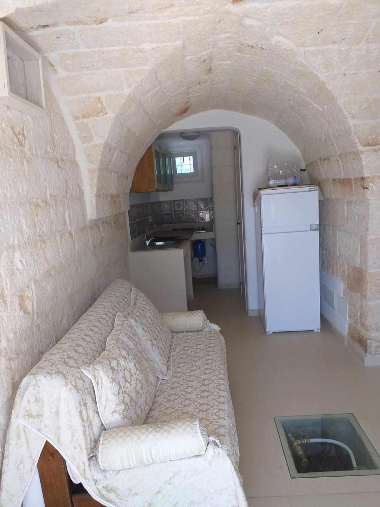 Lamia Tolla Trullo By Tripostuni Villa Eksteriør billede
